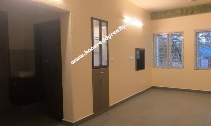 2 BHK Flat for Rent in Indiranagar
